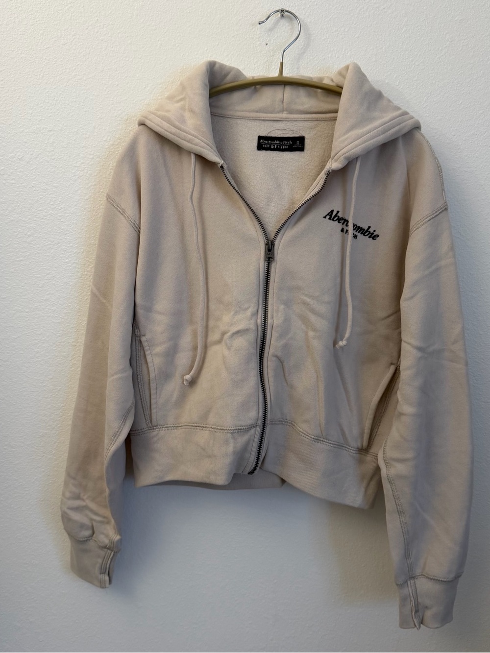 Abercrombie Cropped Beige Zip-Up Hoodie